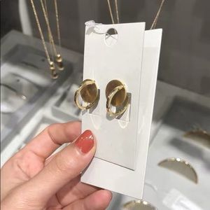 Cos gold color earrings